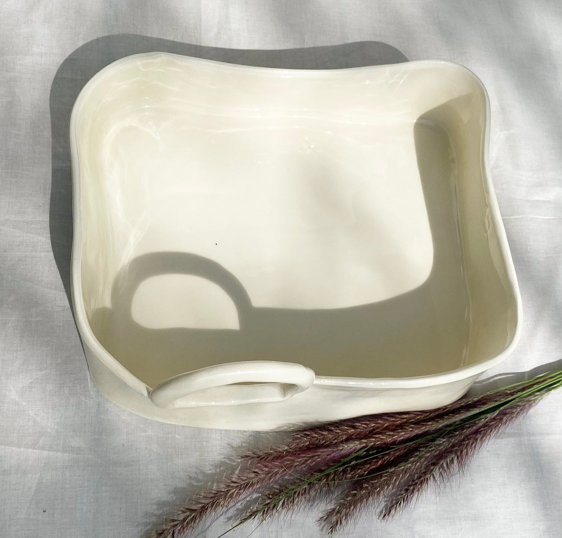 white Ceramic Wide Bowl with Handle