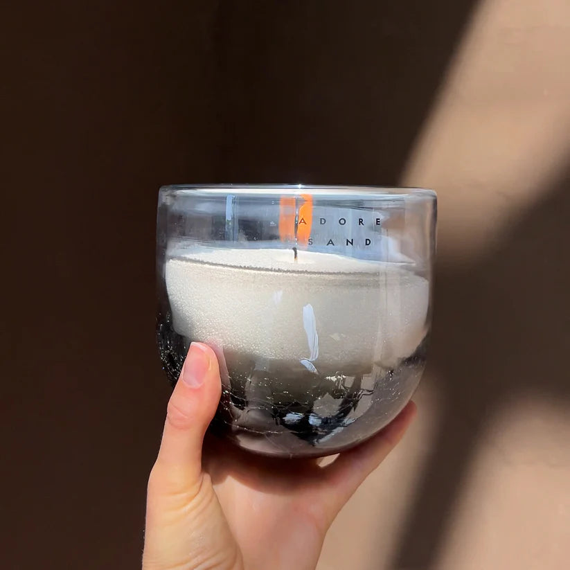 Midnight desert set - Medium includes:
Handcrafted Midnight glass jar (size D12.5 cm H 11.5cm)
Premium Sand Candle 0.5 kg wax with 30 wicks