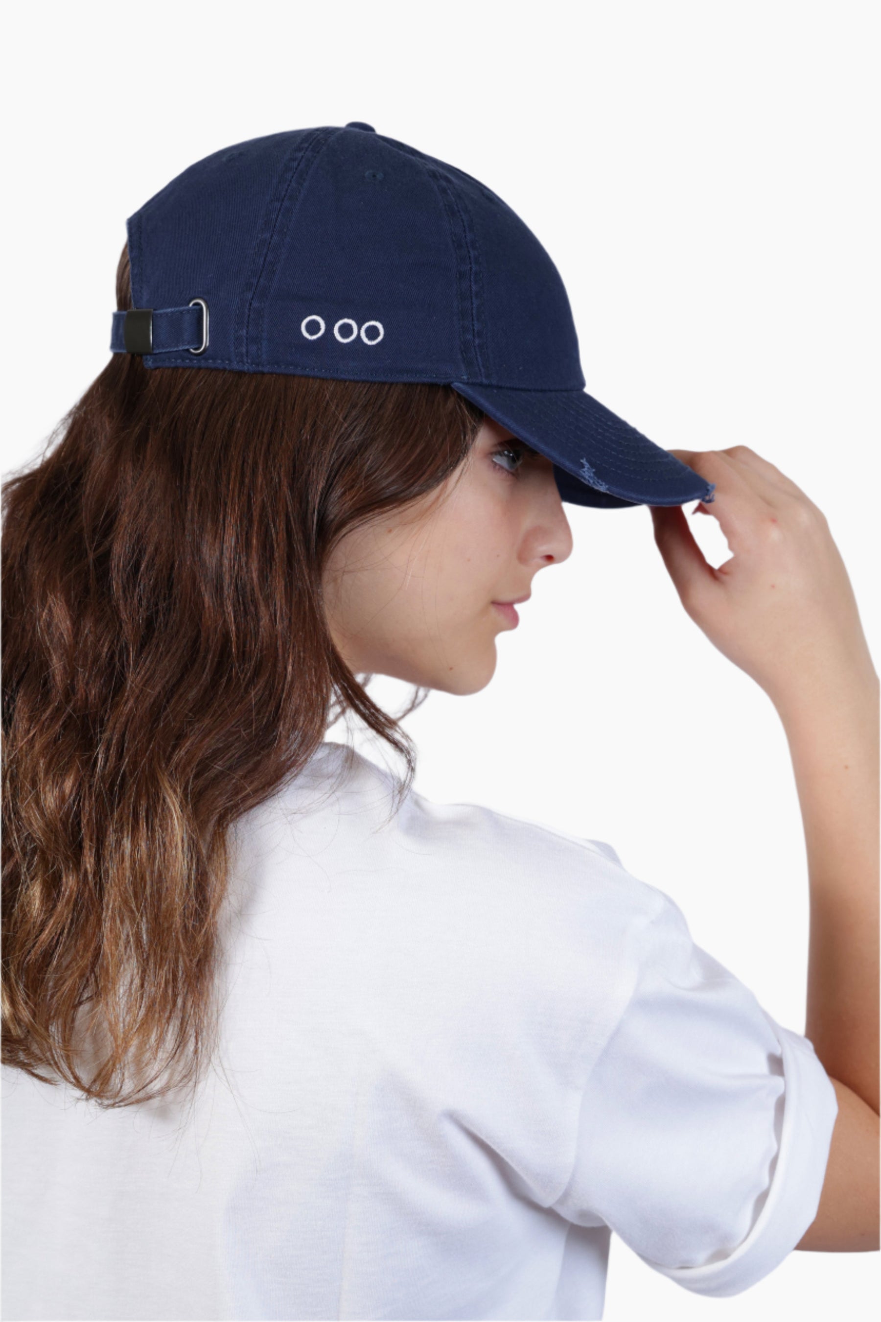 Person wearing a navy blue cap "Mind your Soul" - Unisex Cap