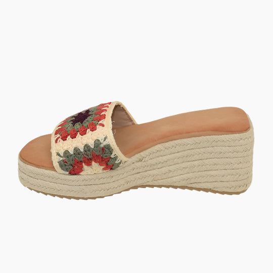 Woven sandal with a colorful crochet strap