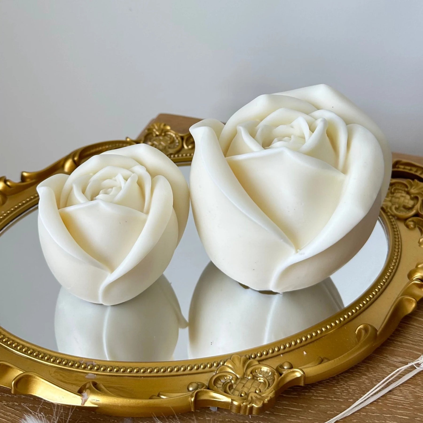 White Rose Candle