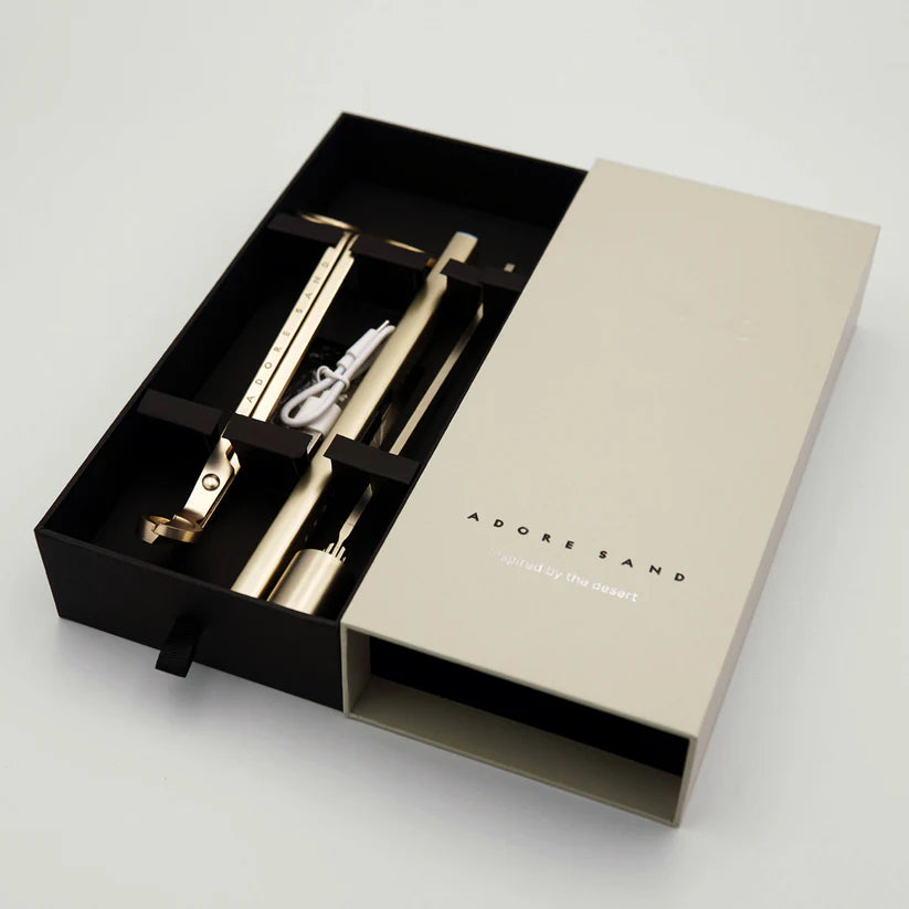 Matte Gold Wick Trimmer: Maintain an even burn and reduce soot by trimming your wicks with precision.
Matte Gold Wick Snuffer: Safely extinguish flames without smoke, ensuring a clean and elegant candle care routine.
Matte Gold Electric Lighter: Rechargeable and sleek, this lighter offers a modern, flameless way to light your candles.
Matte Gold Tray: A sophisticated base to keep your tools organized while adding a touch of elegance to your décor.
Type-C Cable: Conveniently charge your electric lighter for