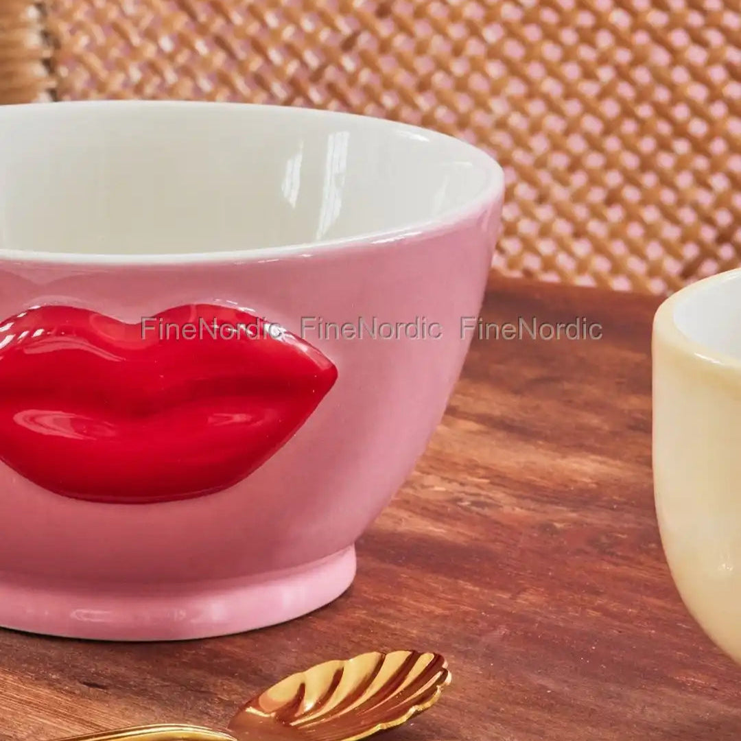 Ceramic Bowl with Embossed Lips - Pink - 600 ml