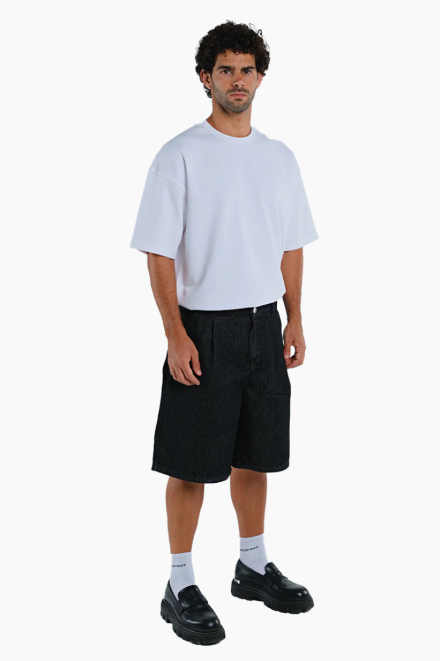 The Pleat Jorts In Black