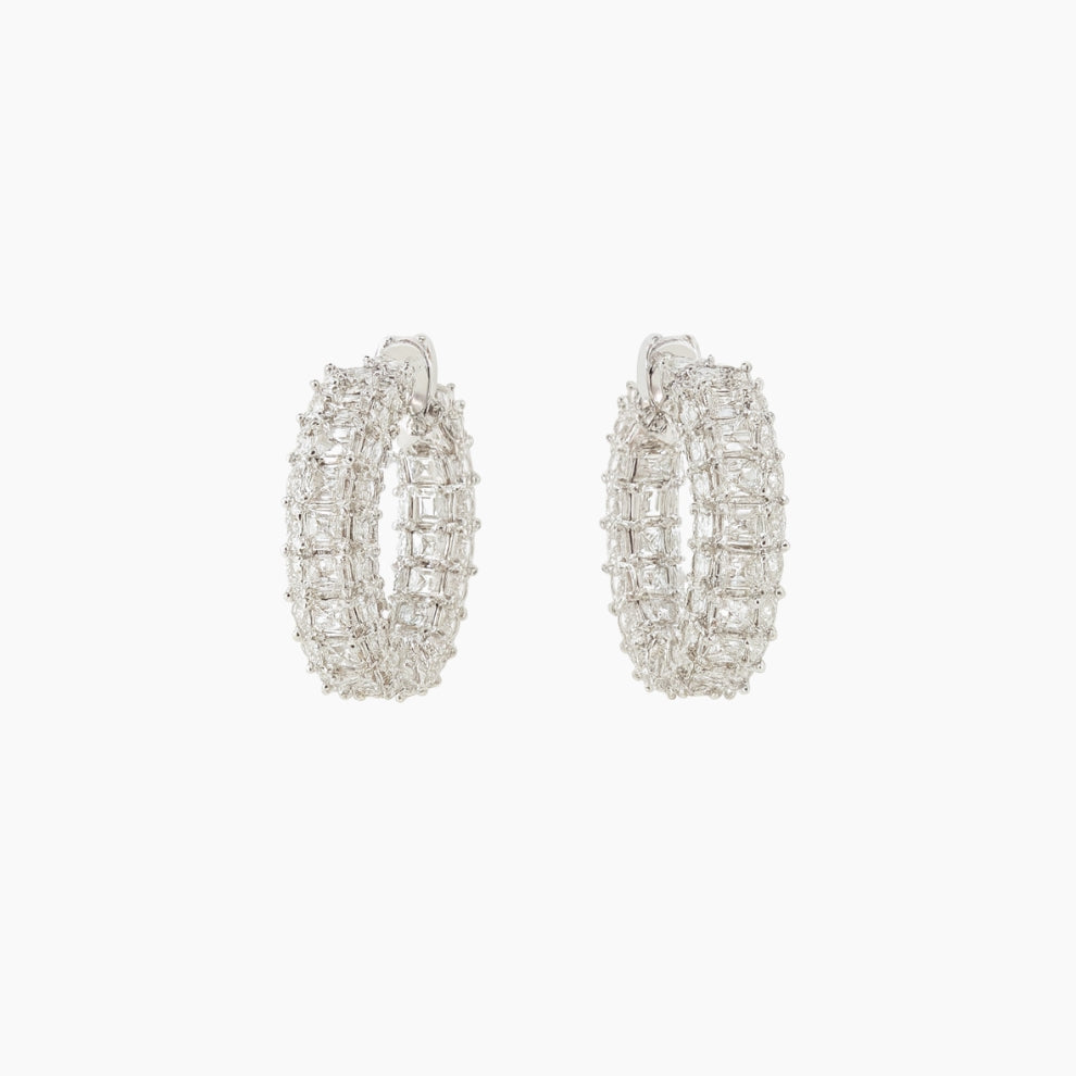 4EB938 Brass Earring