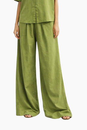 EC11012 Ensemble