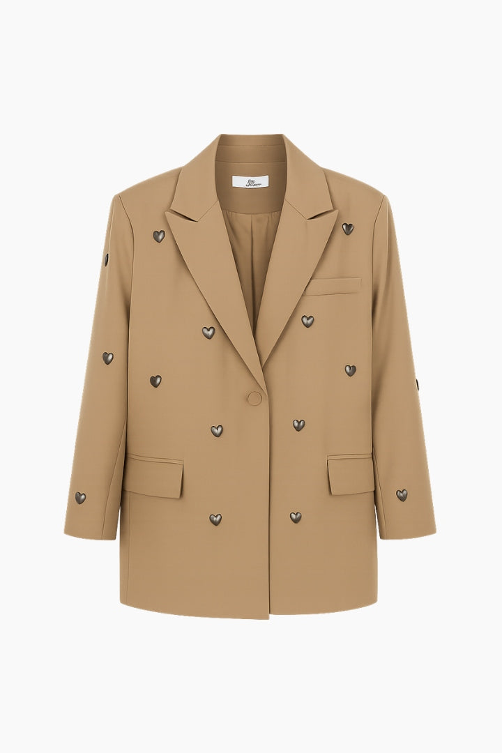 Beige double-breasted coat with heart-shaped buttons 