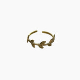 Thin gold leaves ring