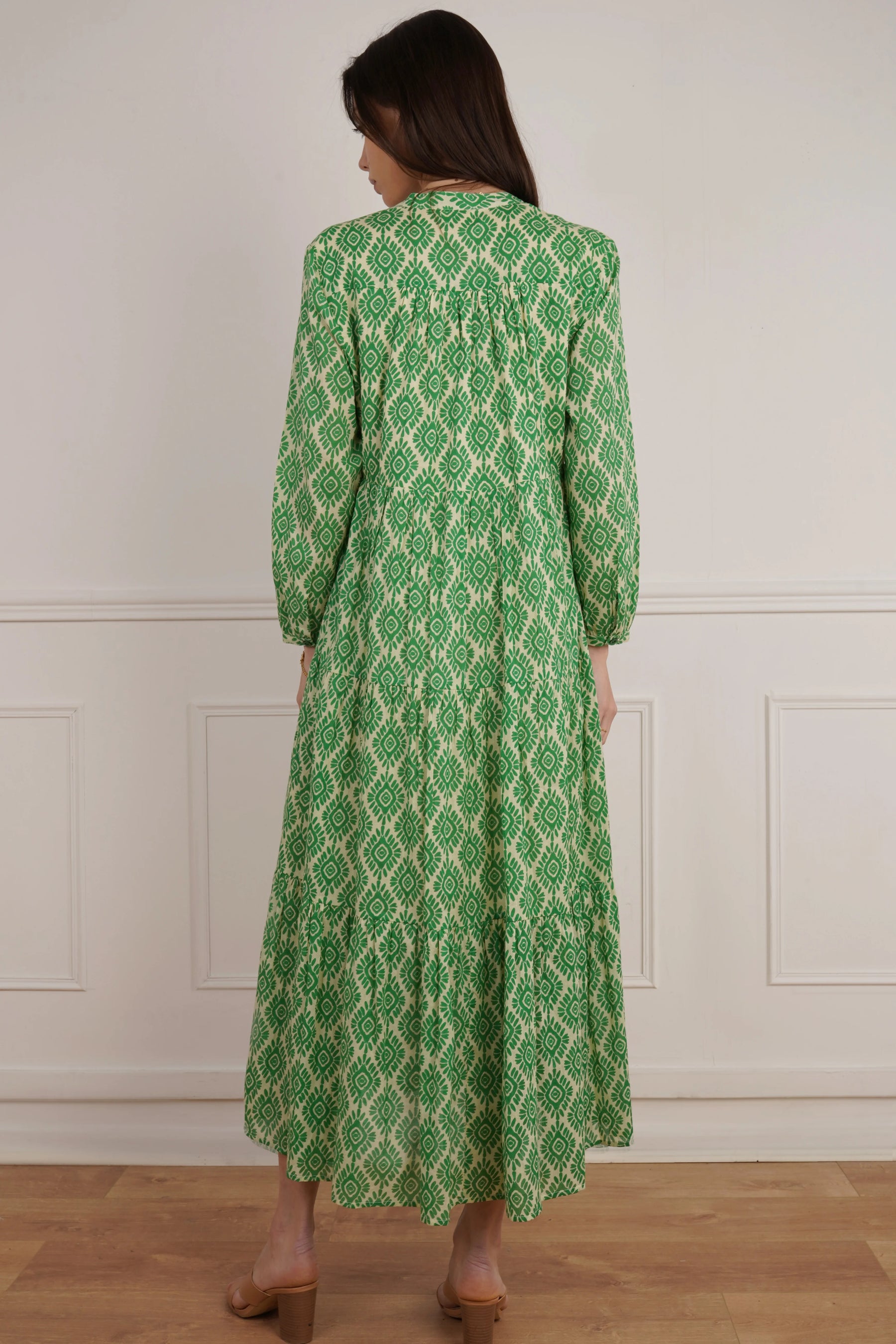 Ester Elegant Dress