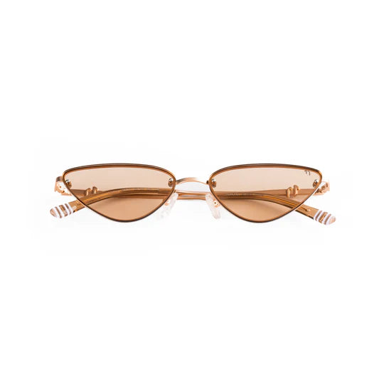 Cat-eye sunglasses with gold frame and brown lenses 