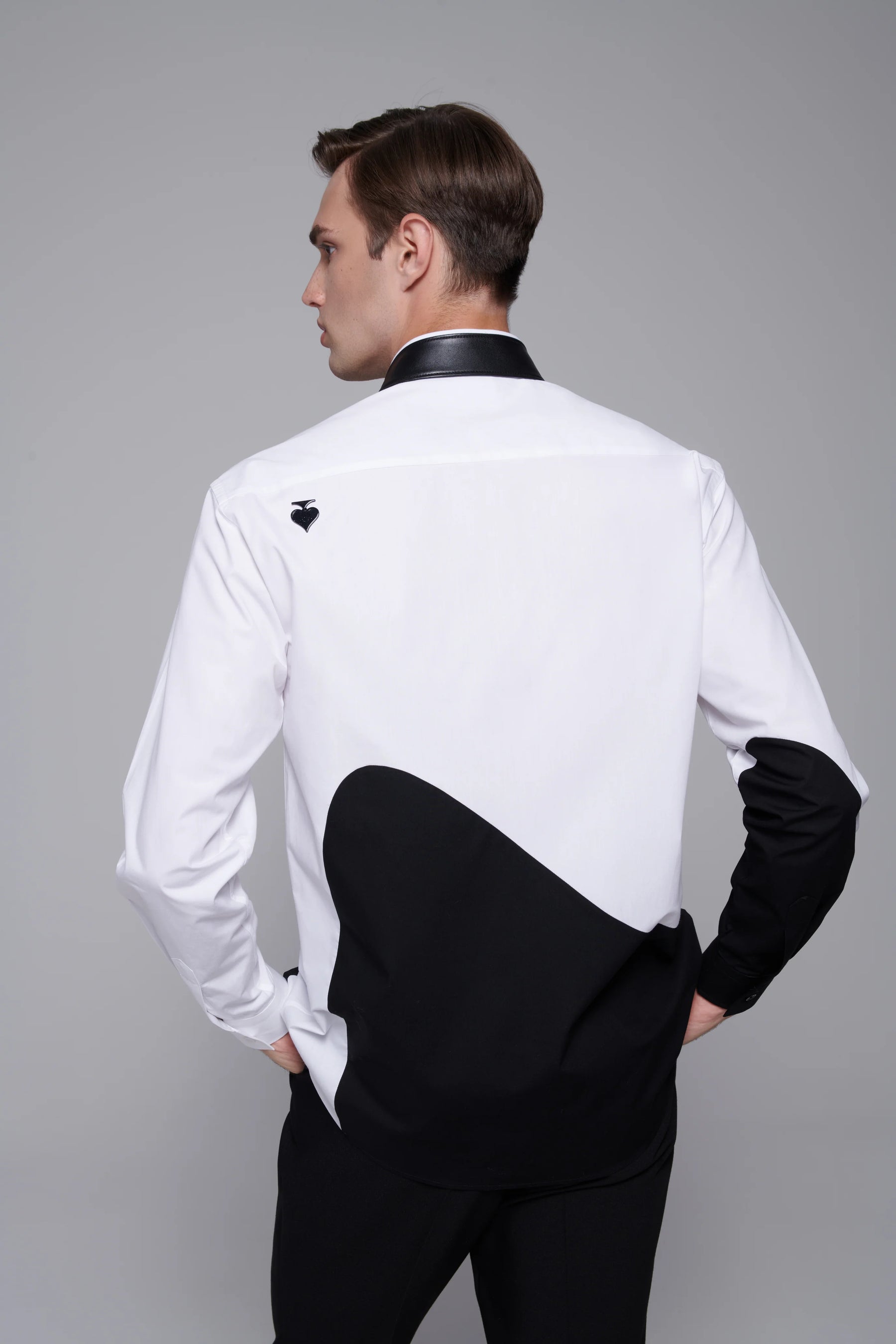 Noir Et Blanc Shirt - Unisex