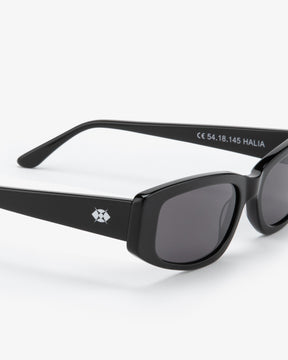 Halia Black