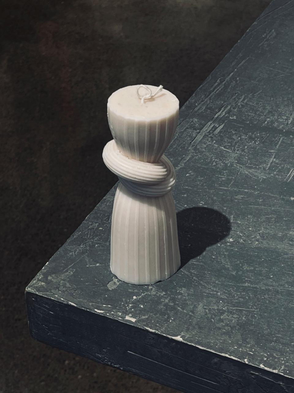 Pillar Knot M