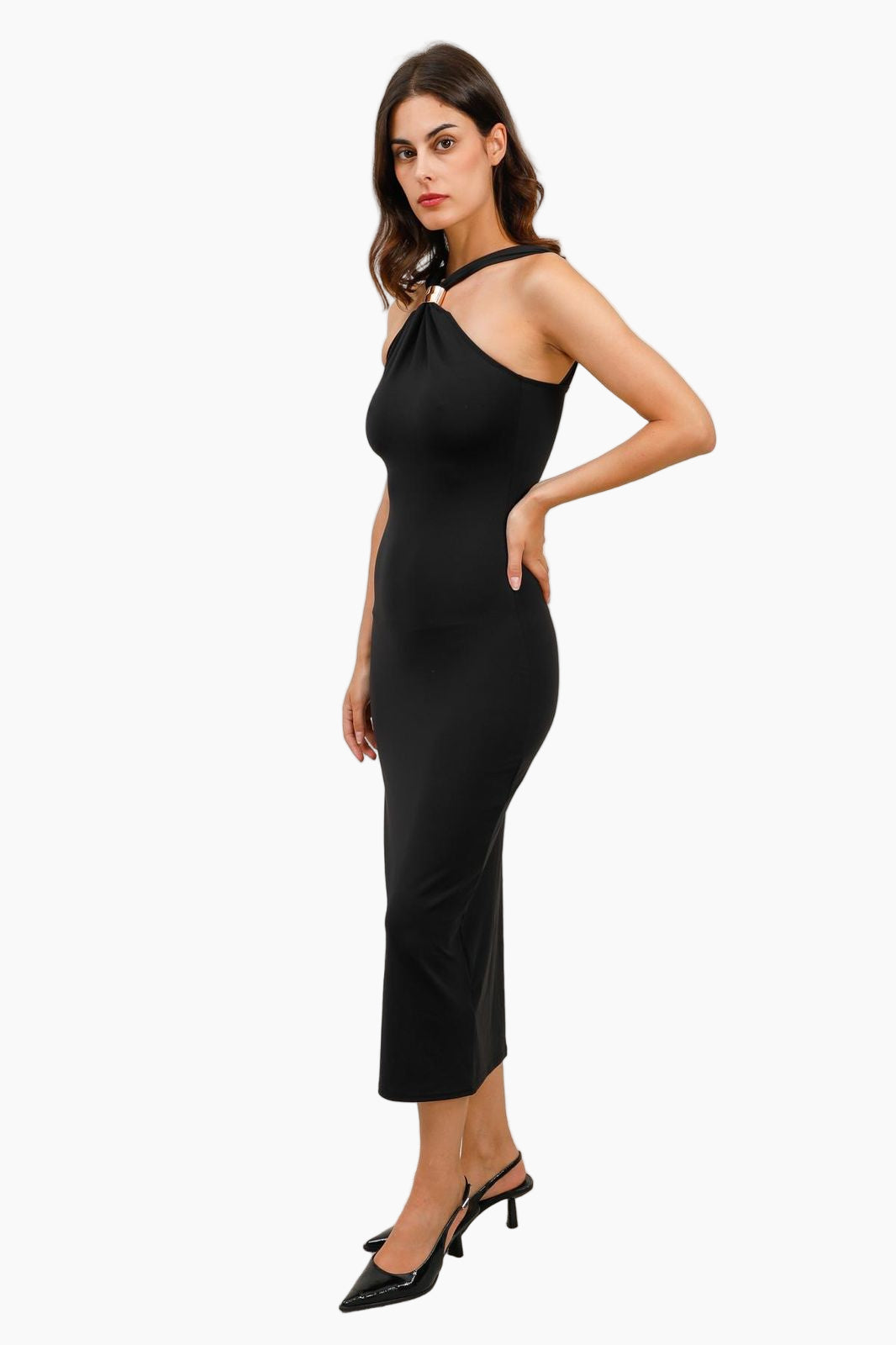Woman wearing a black one-shoulder dress 