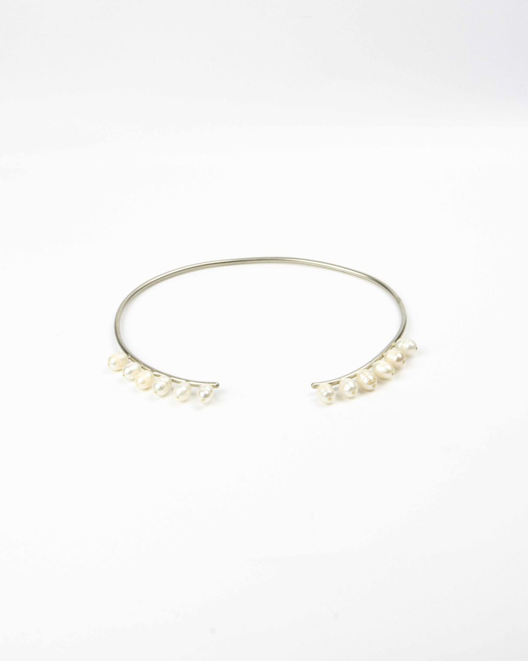 Radiant Choker with lines of pearls-FLTRD-UAE-3