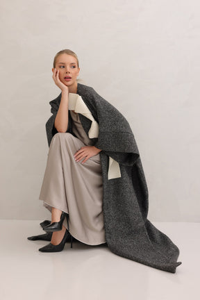 Eco of a Fold Abaya