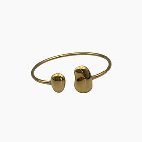 Gold bracelet with a unique design